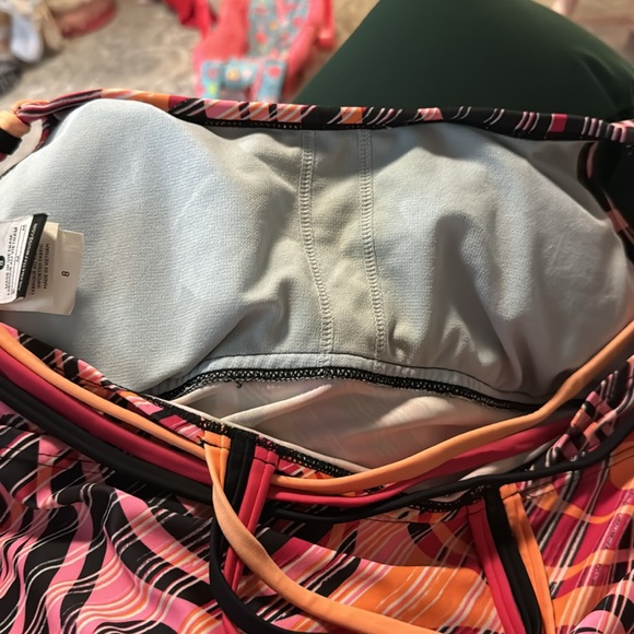 Nike | mult color | tankini swim suit top | Sz 8 (M) - Picture 15 of 16